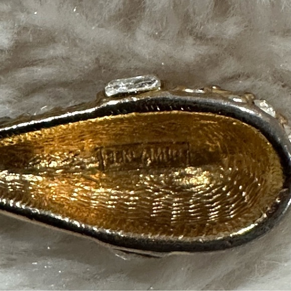 BEN AMUN JEWELRY Crystal Drop Deco Earrings in Gold Plate - Picture 6 of 7